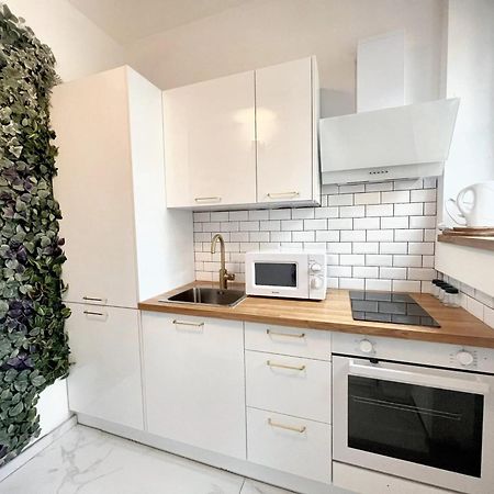 Comfortable Studio In Brussels 35M² Terrace With Bbq Экстерьер фото