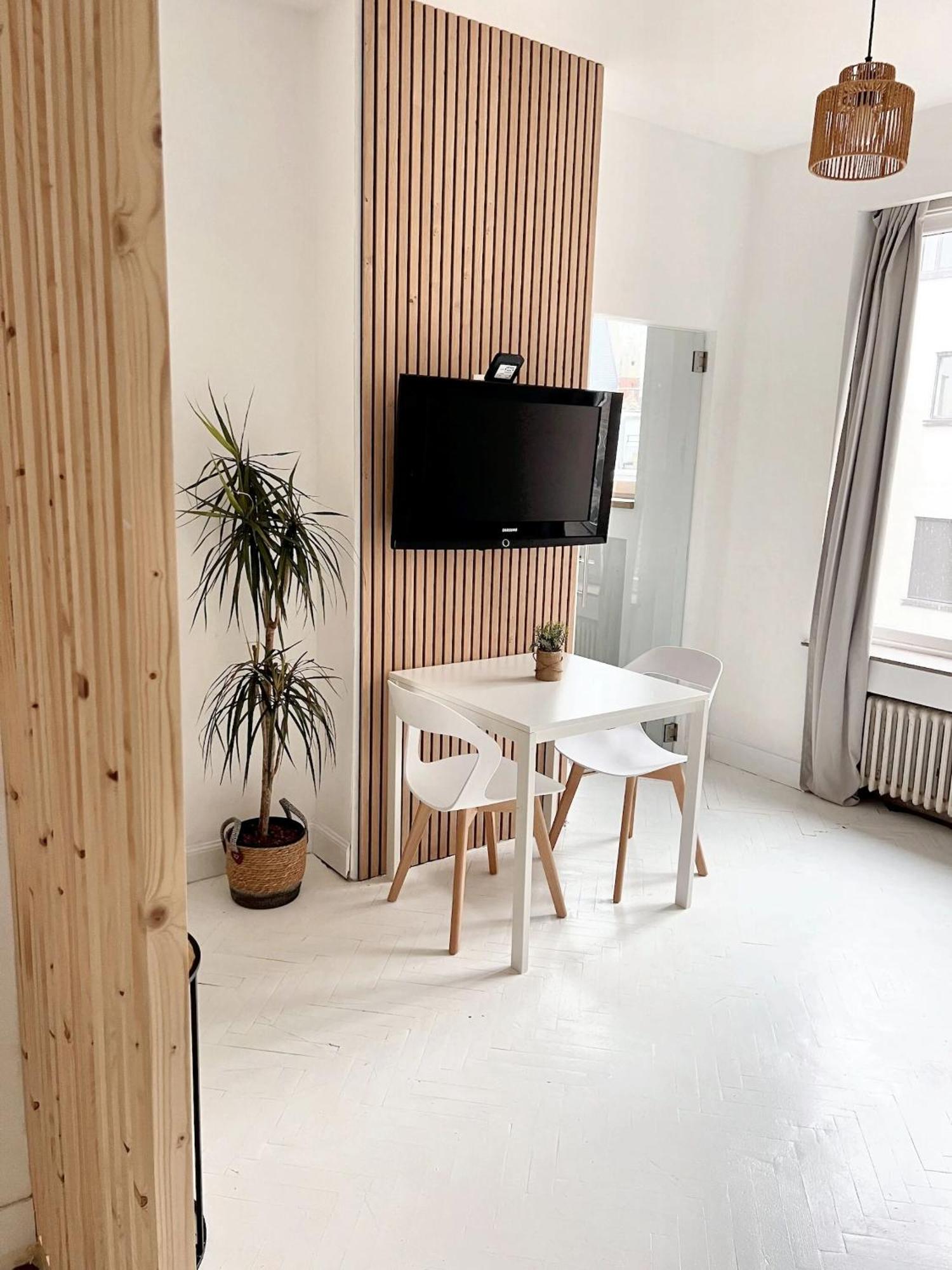 Comfortable Studio In Brussels 35M² Terrace With Bbq Экстерьер фото